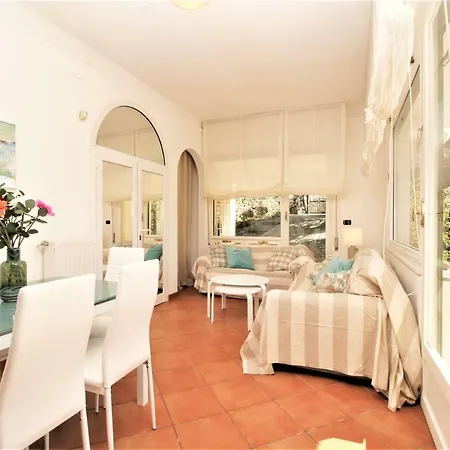 Flora Appartement